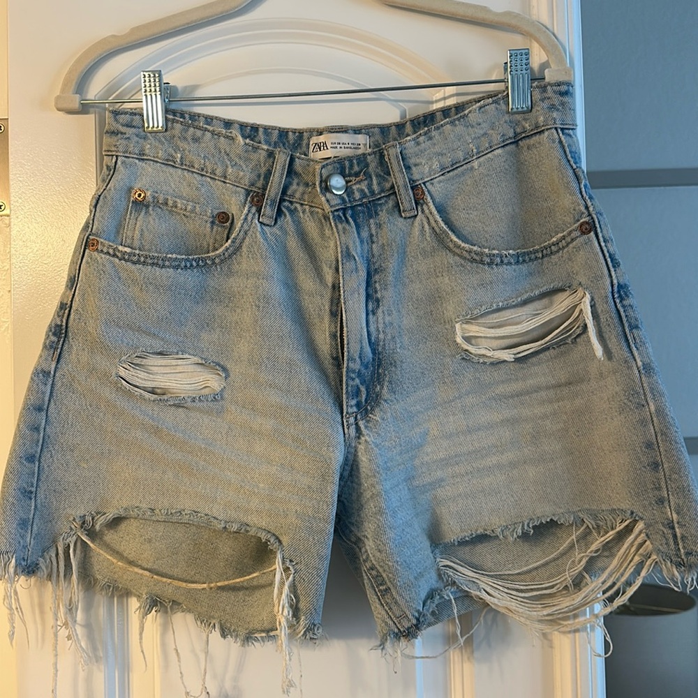 Zara distressed midi shorts